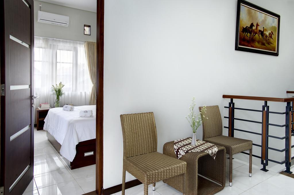 Omah Garuda Homestay Pakualaman Exterior foto